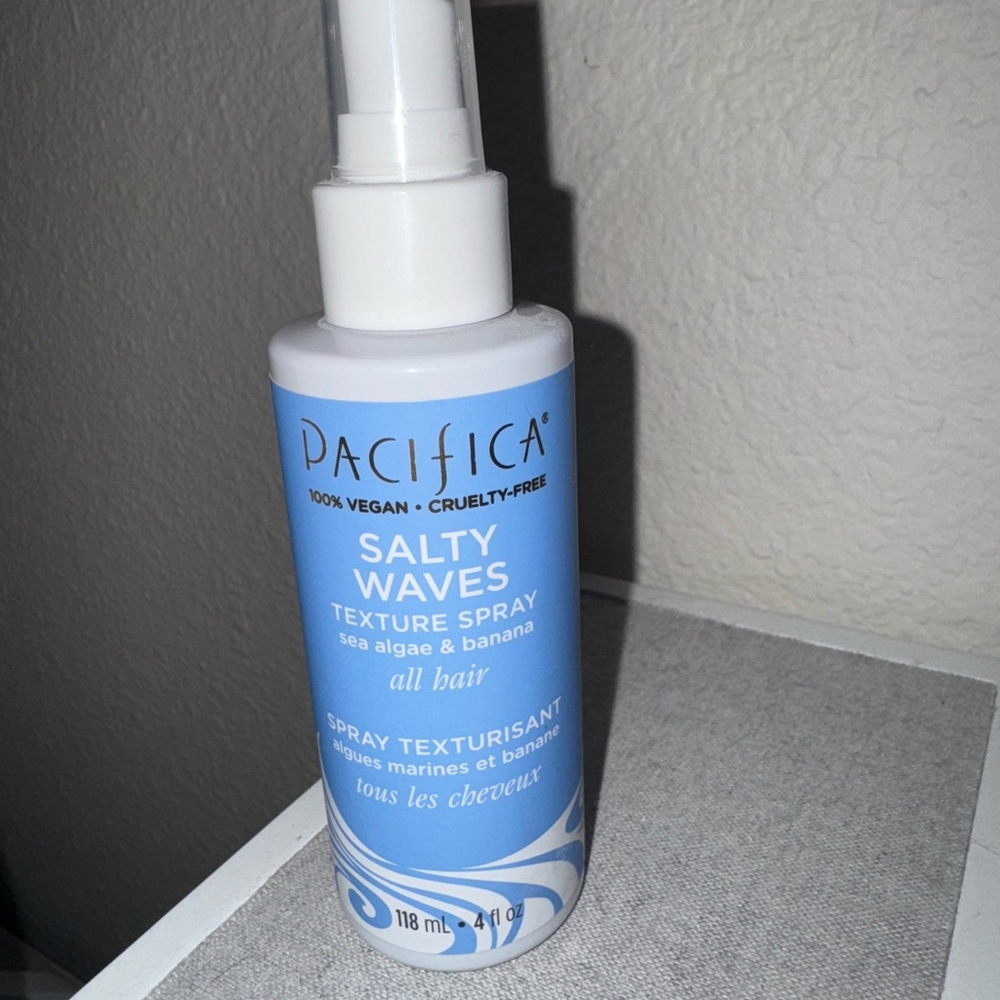 Pacifica Salty Waves Texture Spray - White and Blue